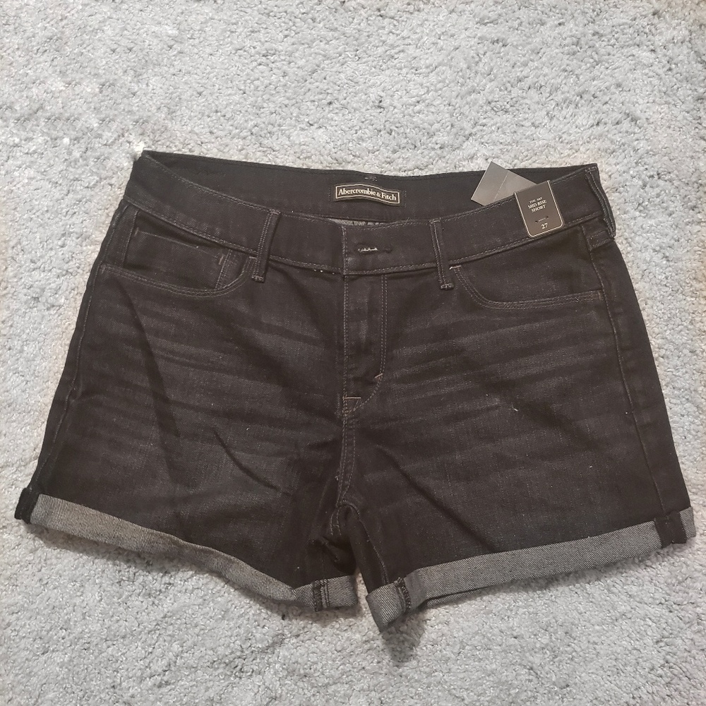 A&F mid rise shorts